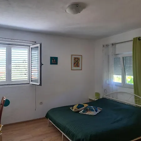 Smjestaj Latica 3* Vela Luka