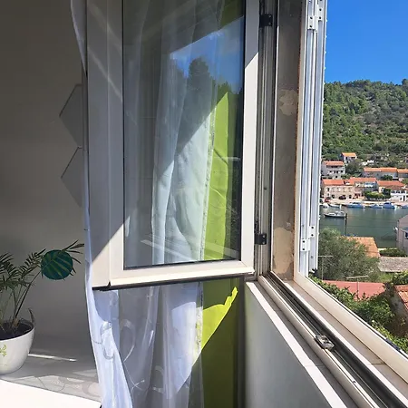 Smjestaj Latica 3* Vela Luka